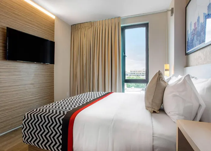 Insignia Hotel Brooklyn, An Ascend Collection Hotel